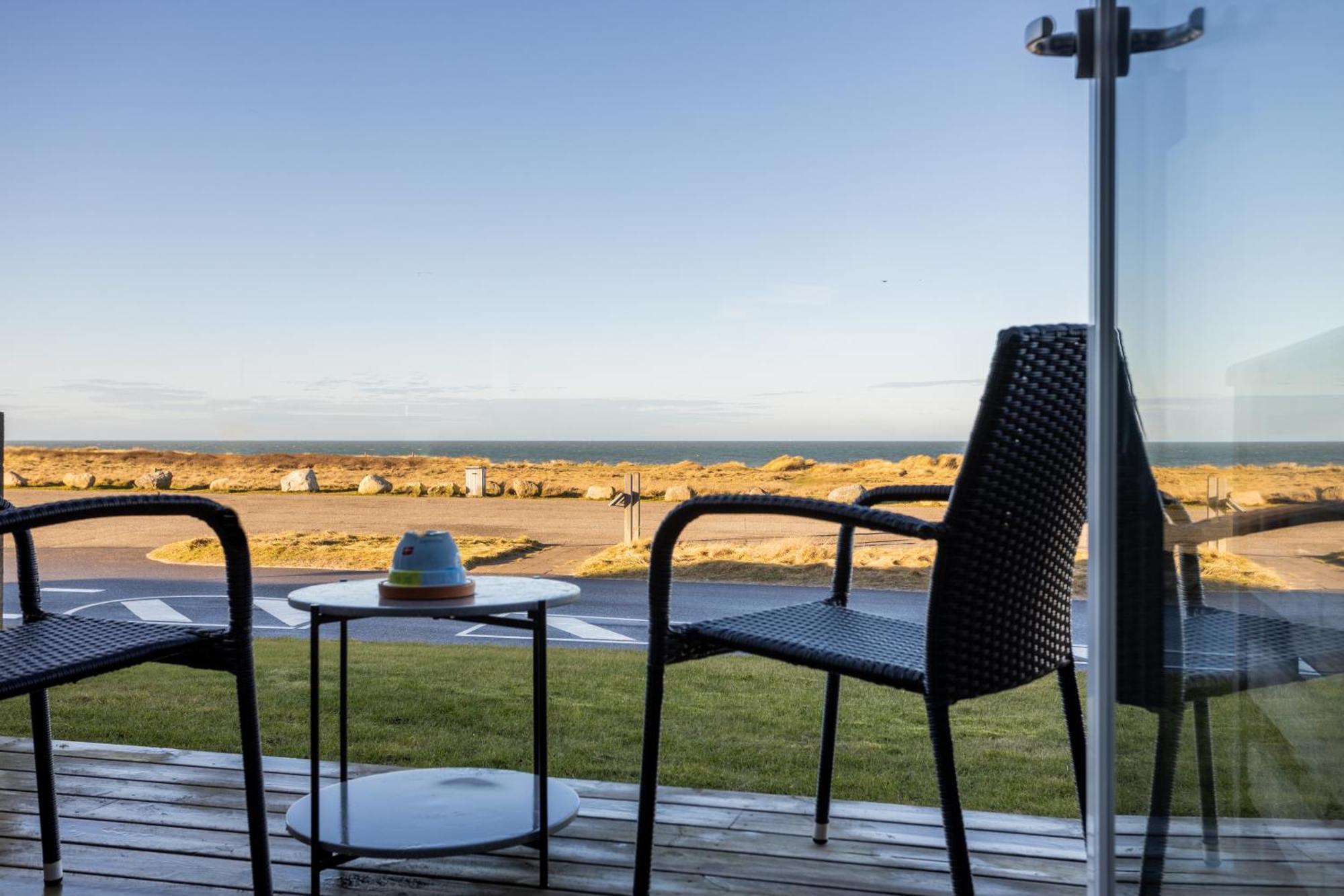 B&B By The Sea Hirtshals Esterno foto
